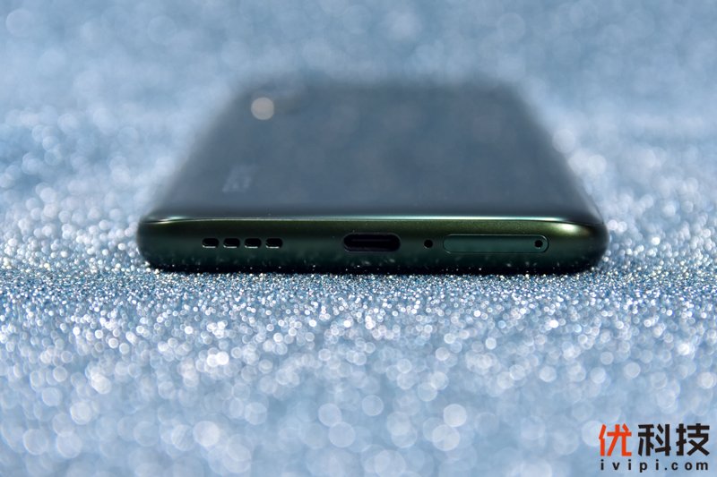 温润如玉性能爆表 realme 真我X50 Pro 5G优科技评测