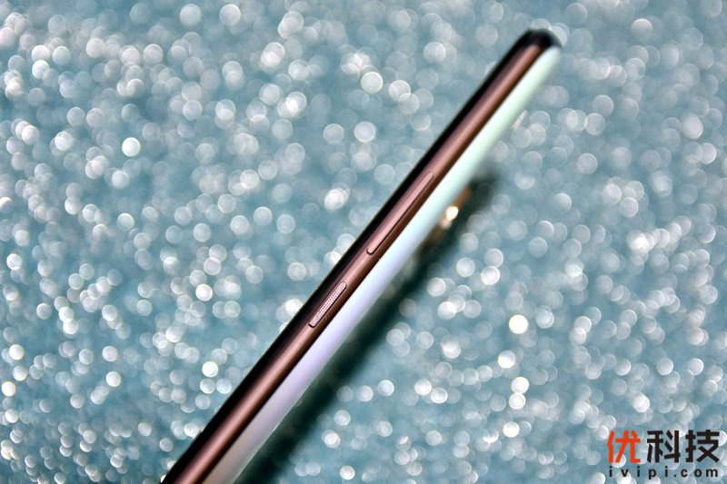 颜值惊艳自拍旗舰 vivo S6优科技评测