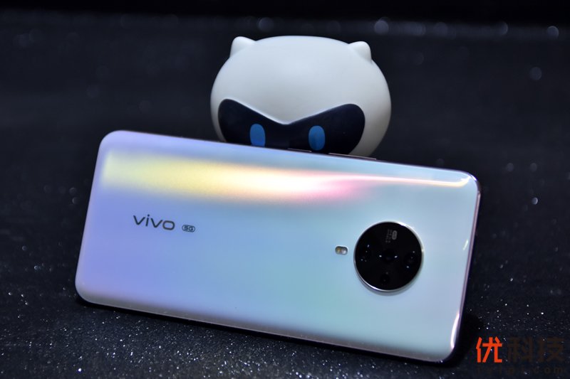 只为拍出更美的自己 vivo S6优科技开箱图赏