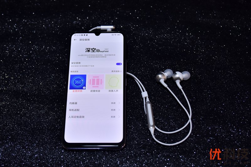 K歌麦克风+手游接头 vivo影音耳机优科技开箱体验
