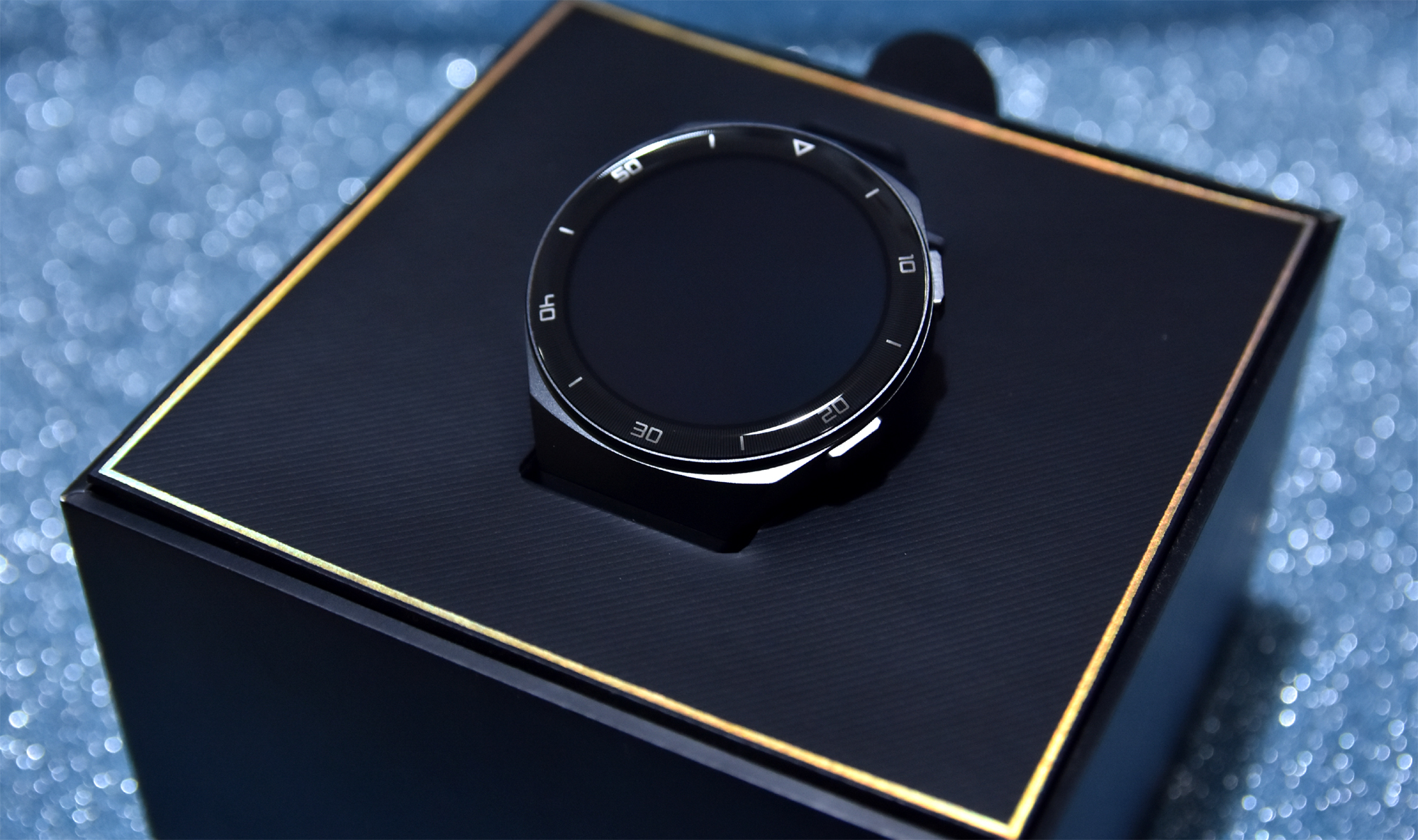 超长续航+百种运动模式 华为 Watch GT 2e优科技体验