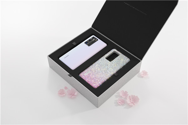 美好艺术点亮科技生活 华为I P40 Pro限量版套装登场