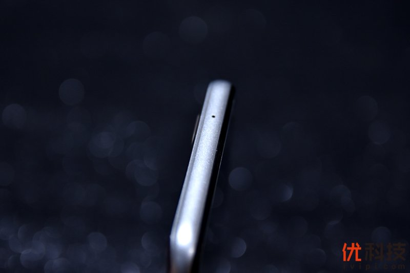 高性价比的完美诠释 iQOO Z1优科技评测