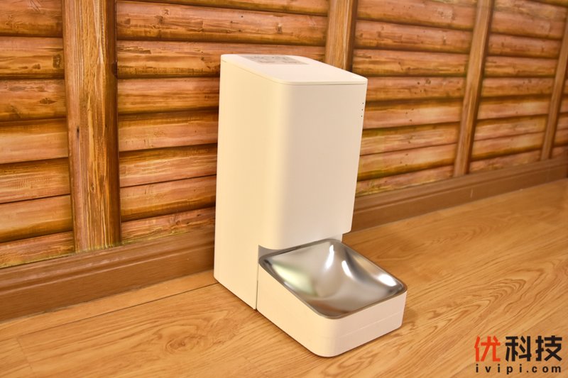 全天候科学饮食管理 小顽智能宠物喂食器优科技<a href='https://www.ivipi.com/pc/' target='_blank'><u>体验</u></a>