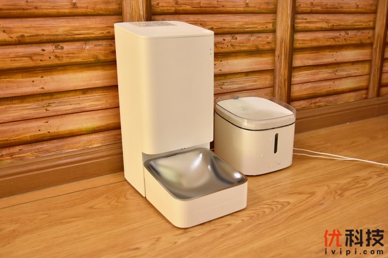 全天候科学饮食管理 小顽智能宠物喂食器优科技体验