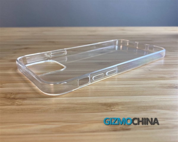 外形复刻<a href='https://www.apple.com/cn/' target='_blank'><u>苹果</u></a>4！iPhone 12系列保护壳曝光：这外形你有爱吗？