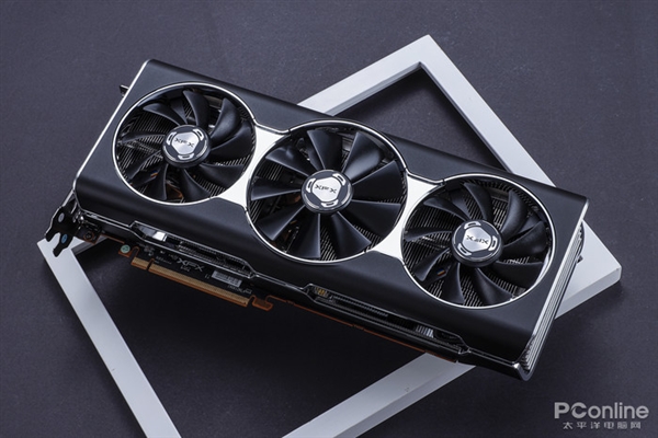 讯景RX 5700 XT海外三风扇版上手：比公版价格更低的顶级非公显卡