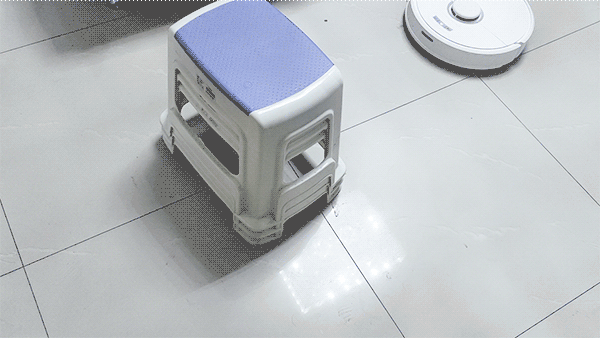 悬崖勒马不掉坑！扫地机器人全靠这些传感器