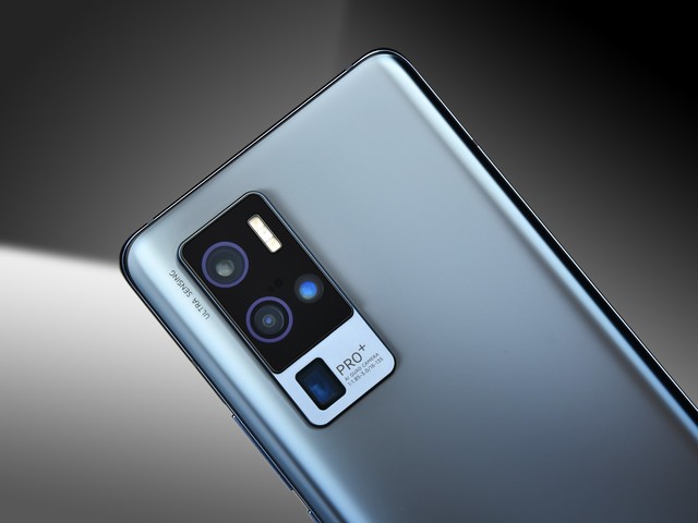 SoC已快进到5nm 为何摄像头还在μm级