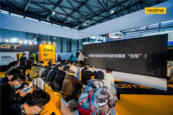 发力中高端 真我GT预先亮相MWC，realme公布双平台双旗舰战略