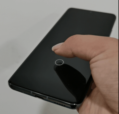 油手湿手也能解锁！来感受下超声波屏下指纹的威力