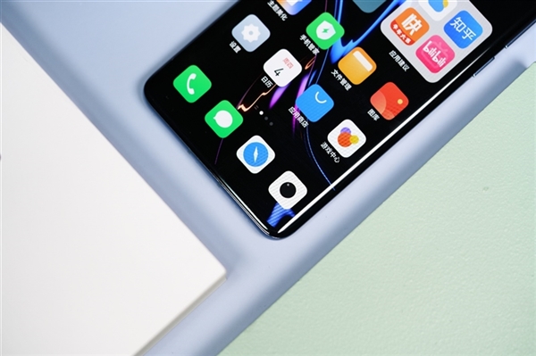 油手湿手也能解锁！来感受下超声波屏下指纹的威力