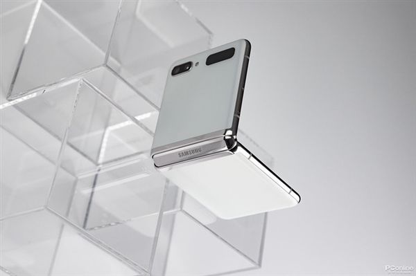 天马正研发LCD屏下技术：未来有望与OLED平分秋色