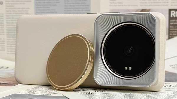 小米13 Ultra相机爆料：影像旗舰中最长原生焦段