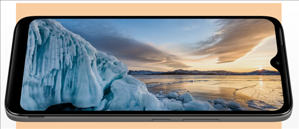 全塑料机身卖880元 诺基亚C12发布