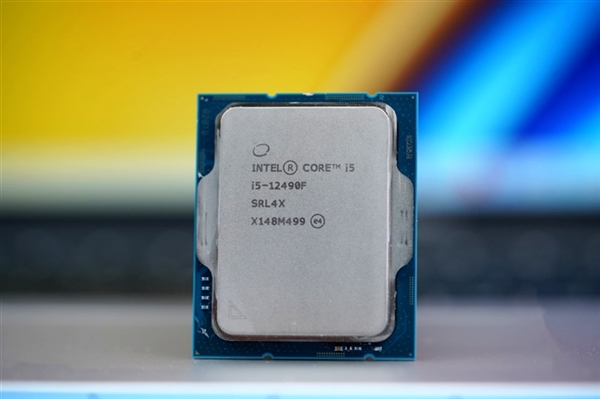 Intel中国特供新神U i5-13490F首曝：频率更高、缓存更大