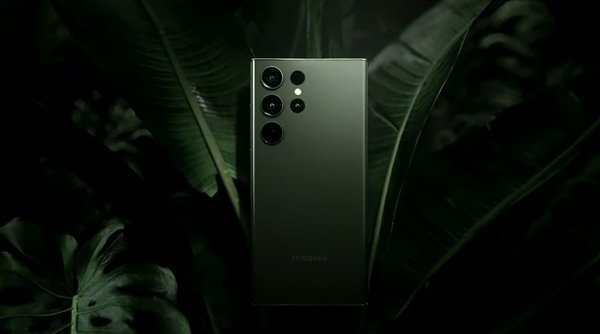 首批入手三星Galaxy S23用户开机后大跌眼镜