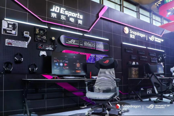 华硕主板亮相ChinaJoy2023 超强战力大放异彩