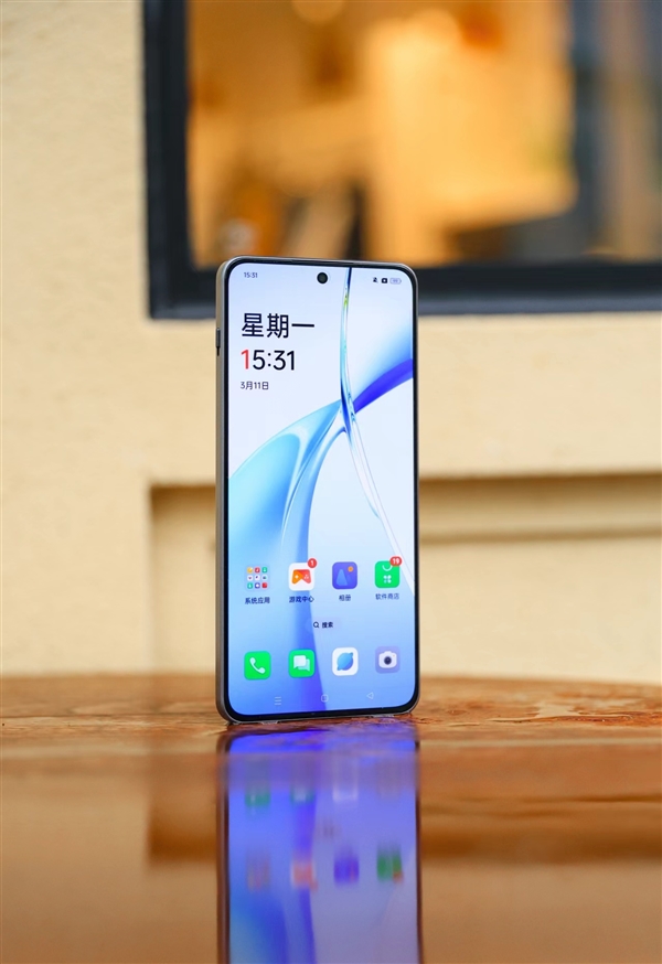 <a href='https://www.oneplus.com/cn' target='_blank'><u>一加</u></a>Ace 3V真机公布 网友：美爆了
