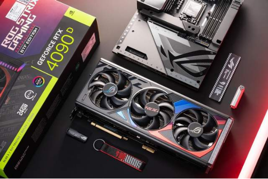 旗舰级背置显卡 ROG STRIX RTX4090D BTF信仰出席