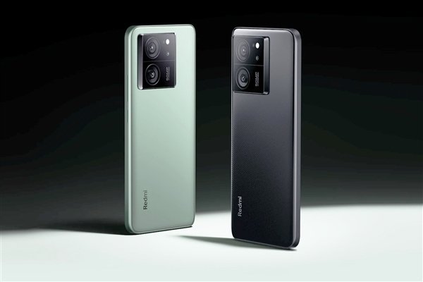 红米最强性能！Redmi K70至尊版现身