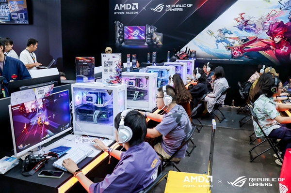 华硕显卡硬核闪光 助力2024 ROG核聚变游戏盛宴！