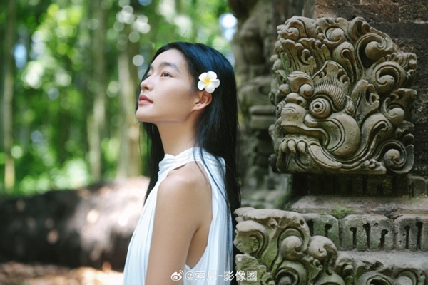 22000元！索尼首款F/2大光圈标准变焦G大师镜头发布 媲美定焦