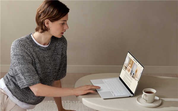 创作灵感搭档 华硕灵耀14 Air搭载酷睿Ultra 加速本地AI创作