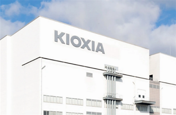 铠侠推出EXCERIA PLUS G4固态硬盘：PCIe 5.0规范