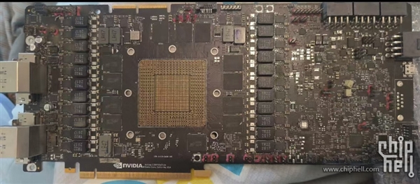 RTX 4090工程卡首次公开：残暴四个16针接口 供电2400W！