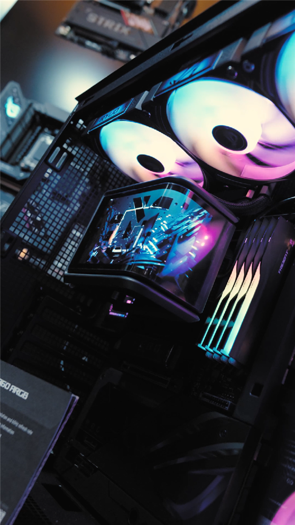 ROG 2025新品发布会震撼来袭 龙王4代兼具颜值与性能优势！