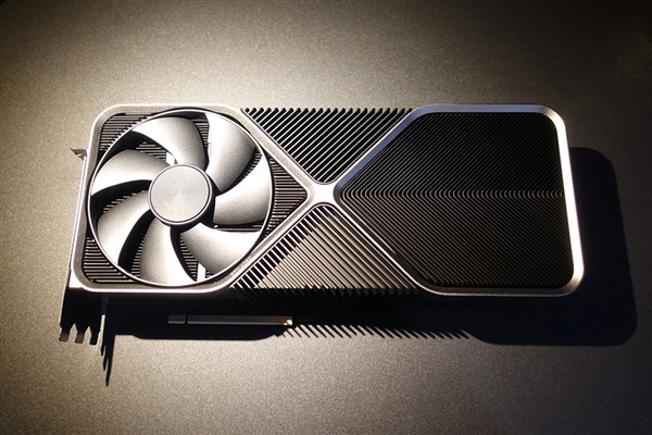 英伟达的甜品卡来了！RTX 5060系列前瞻：