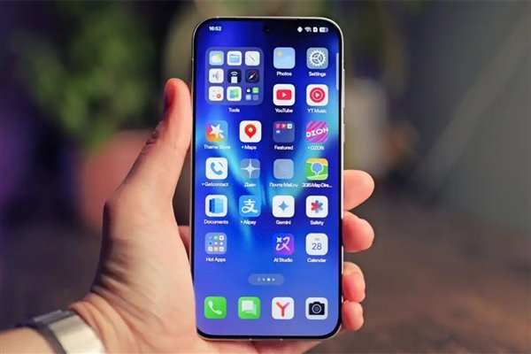 直曲之争就此终结！越来越多厂商青睐直屏