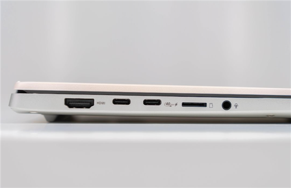 华硕a豆14 Air颜值与实力并存 高效智能AI轻薄本新选