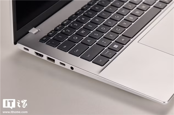 华硕无畏14 2025轻薄高能 领国家补贴到手仅3999元