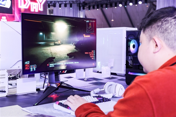 2025 ROG DAY盛大开启 超多高性能显示器燃爆全场！