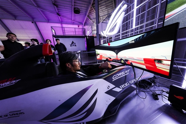 2025 ROG DAY盛大开启 超多高性能显示器燃爆全场！