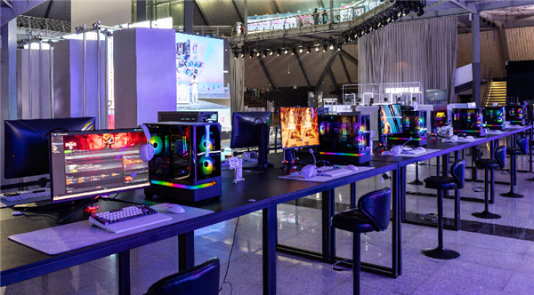 信仰集结！2025 ROG DAY狂欢来袭 超能DIY好物爆燃登场