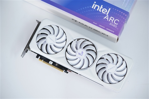 Intel的第一次24GB！锐炫Pro B60没跑了