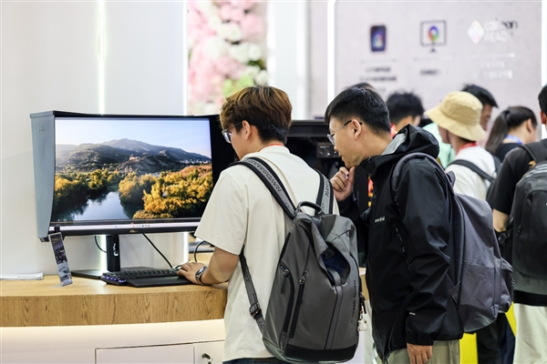华硕ProArt专业显示器闪耀2025 P&E展，充分诠释影像与科技融合！