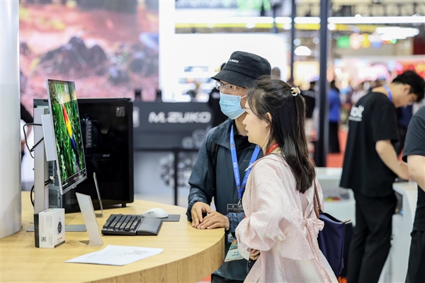 华硕ProArt专业显示器闪耀2025 P&E展，充分诠释影像与科技融合！