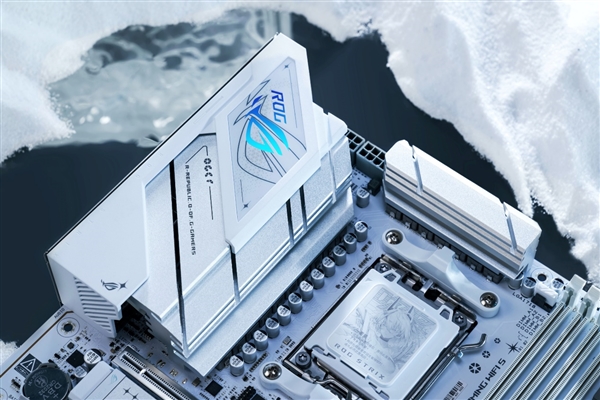 超至DDR5-8500 华硕ROG B850小吹雪主板战力非凡