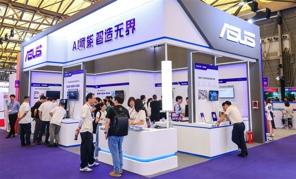 小巧机身蕴含澎湃算力，华硕全新NUC产品矩阵开启工业智能化新篇章