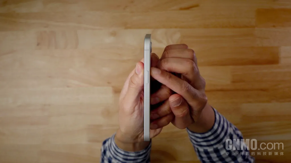 <a href='https://www.apple.com/cn/' target='_blank'><u>苹果</u></a>首款折叠iPhone明年推出：五大亮点揭秘