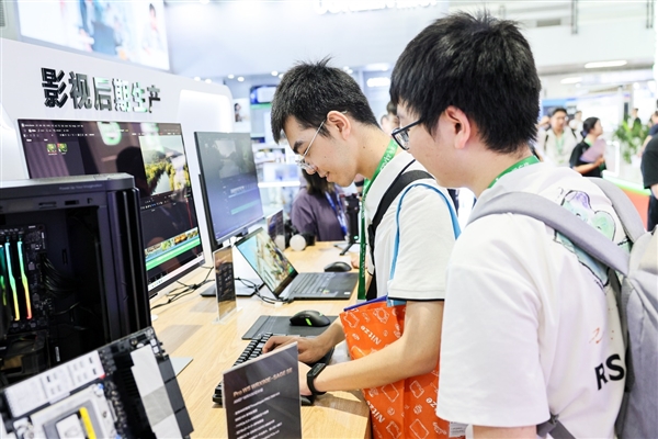 超高清创作 才华绽放：华硕ProArt携全链路显示矩阵登陆BIRTV2025