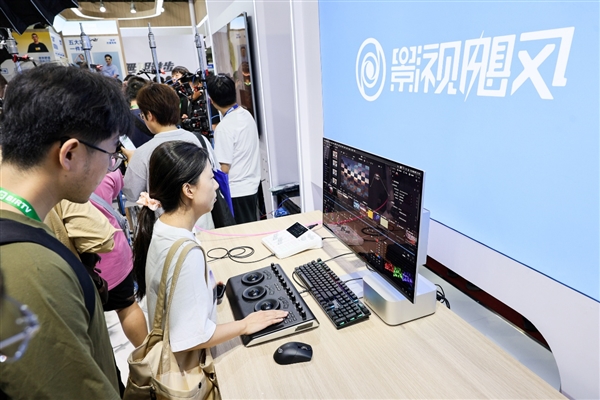 BIRTV2025 全能王牌华硕ProArt创梦Pro OLED专业显示器冠绝全场！