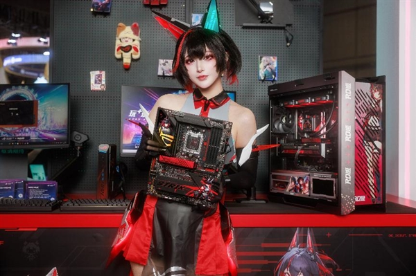 次元出姬！ROG X870 RO姬主板火热开售