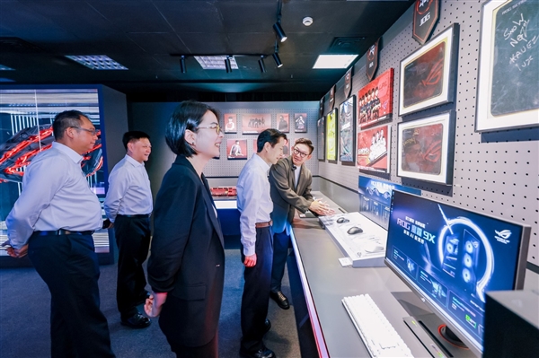 华硕创新产业化基地项目产品展示及AI应用交流活动在沪开启