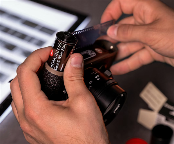 一卷105元 徕卡推出首款自有品牌35mm胶片