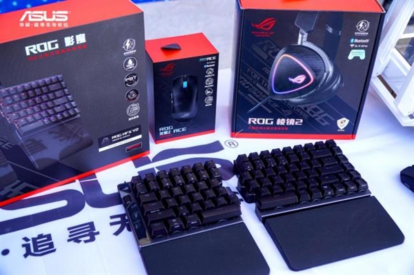 华硕携手戈20：廿载科技同行 共铸玄奘精神新篇章